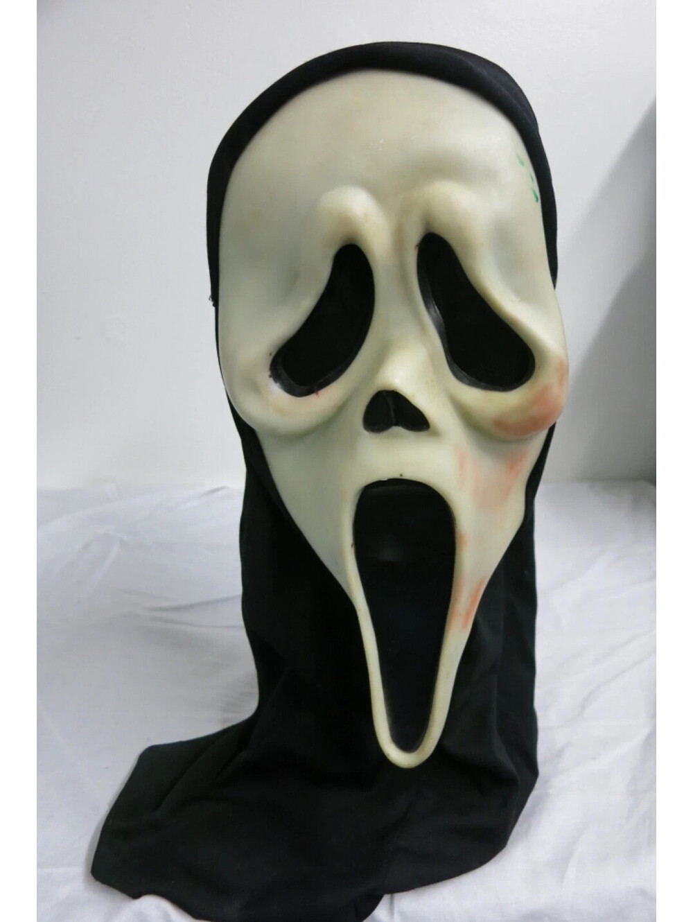 Fun World Ghostface S9206 Scream Glow In Dark Mask Easter Unlimited Adult Shroud